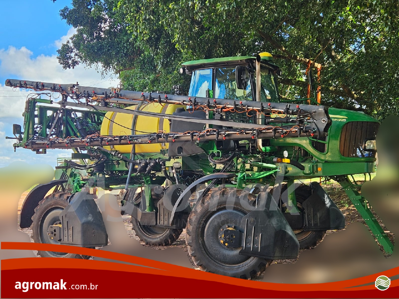 PULVERIZADOR JOHN DEERE JOHN DEERE M4025 Tração 4x4 Agromak Máquinas Agrícolas CAMPO VERDE MATO GROSSO MT